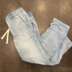 GAP Light Blue Ankle Pull On Jean